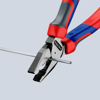 Плоскогубці комбіновані особливої потужності KNIPEX 180 мм 02 02 180