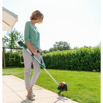 Тример акумуляторний BOSCH UniversalGrassCut 18V-260 06008C1D04 без АКБ
