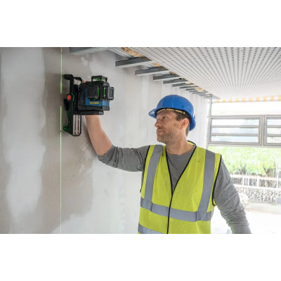 Лазерний нівелір BOSCH GLL 12V-100-33 CG Professional 0601065400