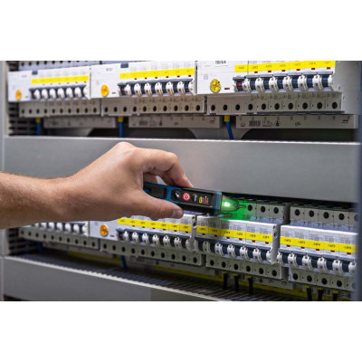 Безконтактний тестер напруги BOSCH GVD 1000-17 Professional 0601077000
