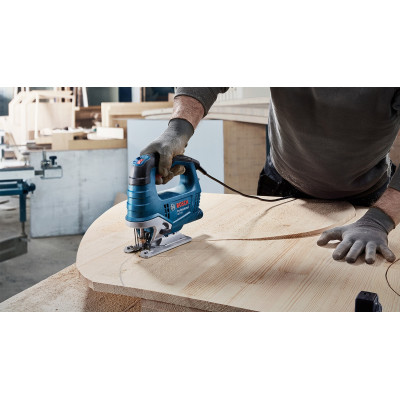 Лобзик електричний BOSCH GST 750 Professional 06015B4121