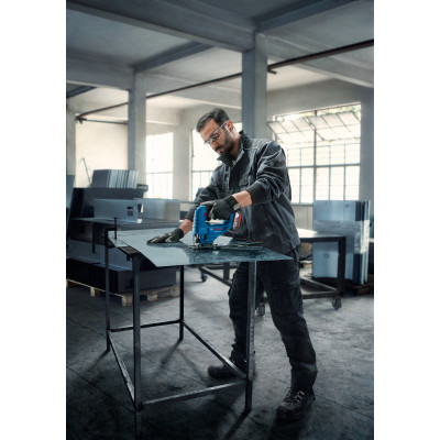 Лобзик аккумуляторный BOSCH GST 183-LI Professional 06015B7020 без АКБ