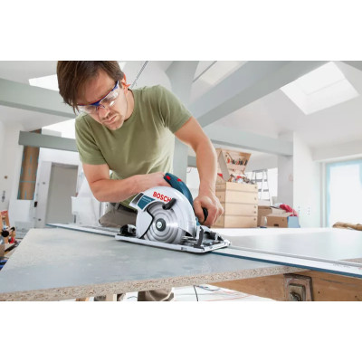 Дисковая пила BOSCH GKS 65 GCE Professional 0601668900