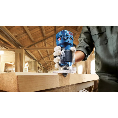 Фрезер кромочный BOSCH GKF 550 Professional 06016A0020