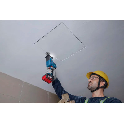Сабельная пила аккумуляторная BOSCH PRO GSA 18V-24 06016A5100 без АКБ
