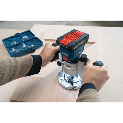 Фрезер акумуляторний кромковий BOSCH PRO GKF 18V-8 06016C2000