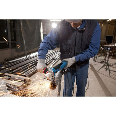 Угловая шлифмашина BOSCH Professional GWS 17-125 CIE 060179H002
