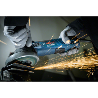 Угловая шлифмашина BOSCH GWS 19-125 CI Professional 060179N002