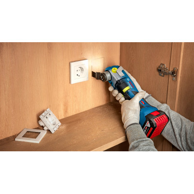 Багатофункціональний інструмент (Реноватор) акумуляторний BOSCH GOP 185 Professional 06018G2020 без АКБ