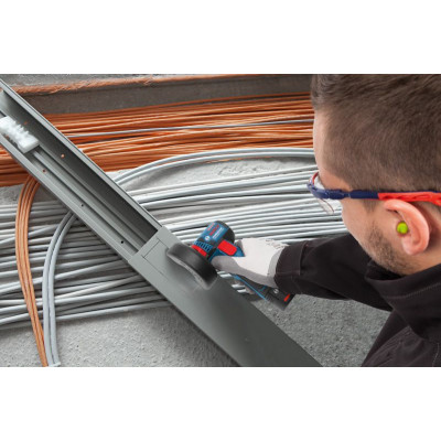 Угловая шлифмашина аккумуляторная BOSCH GWS 12V-76 Professional 06019F200B