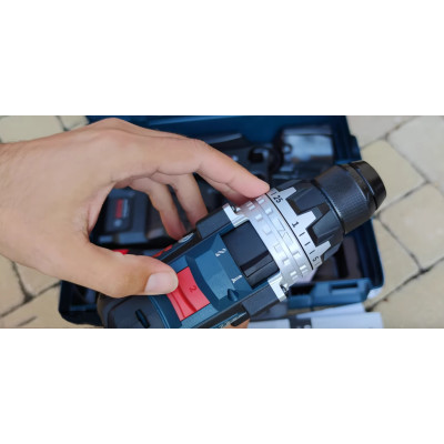 Дрель-шуруповёрт аккумуляторная BOSCH GSR 18V-110 C Professional 06019G0109 без АКБ