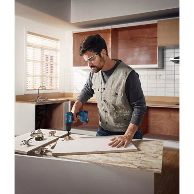 Дрель-шуруповерт аккумуляторная BOSCH GSR 185-LI Professional 06019K3003 без АКБ