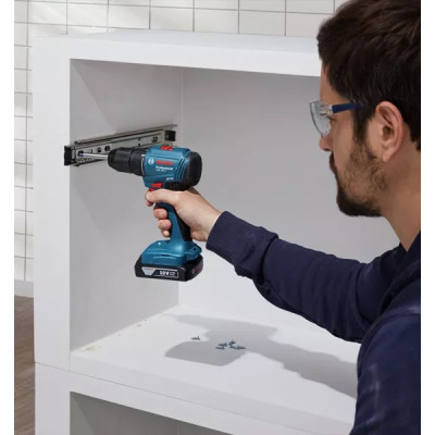 Дрель-шуруповерт аккумуляторная BOSCH GSR 185-LI Professional 06019K3003 без АКБ
