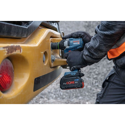 Гайковерт ударный аккумуляторный BOSCH GDS 18V-750 C Professional 06019L9002