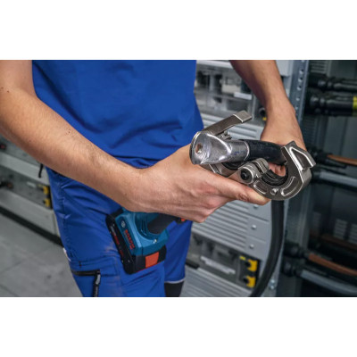 Акумуляторний гідравлічний інструмент для обтиску кабелю BOSCH GPH 18V-60 Professional 06019P0100 без АКБ