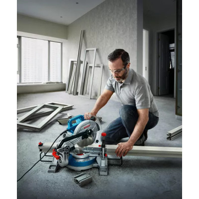 Торцовочная пила BOSCH GCM 216 Professional 0601B33000