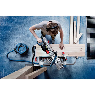 Торцювальна пила акумуляторна BOSCH GCM 18V-305 GDC Professional  0601B43000 без АКБ