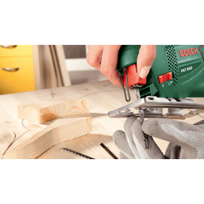Лобзик електричний BOSCH PST 650 06033A0721