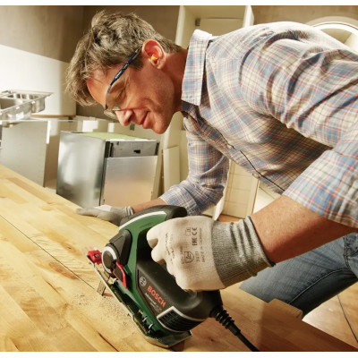 Мини-цепная пила BOSCH AdvancedCut 50 06033C8120