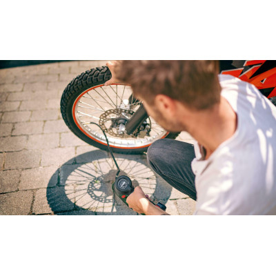 Компресор автомобільний акумуляторний BOSCH UniversalPump 18V 0603947100 без АКБ