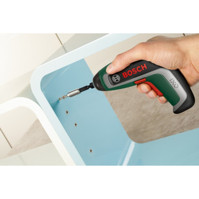 Акумуляторна викрутка BOSCH IXO 7 06039E0020