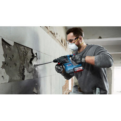 Перфоратор аккумуляторный BOSCH GBH 185-LI Professional 0611924022