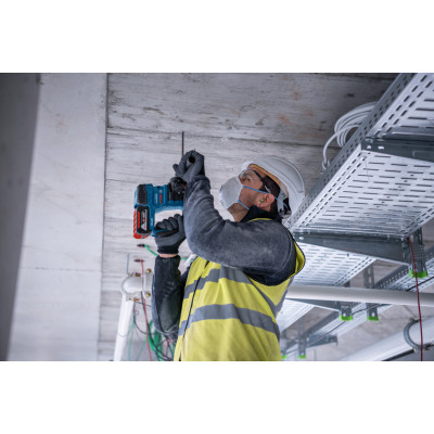 Набір акумуляторних інструментів BOSCH PRO GWS 18V-8 + GBH 18V-22 0615V0003C