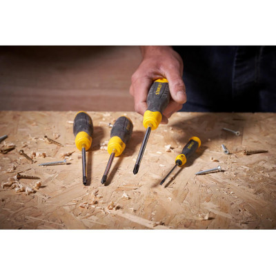 Викрутка Cushion Grip під шліц Ph1 з довжиною жала 150 мм STANLEY 0-64-933