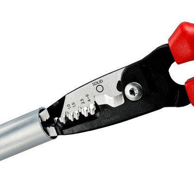 Багатофункціональні кліщі для електромонтажних робіт KNIPEX 0.5-6 кв.мм 13 72 200 ME