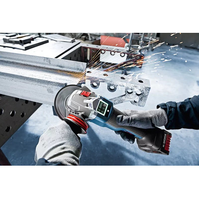 Набор BOSCH Professional зарядное устройство 18 В, аккумуляторы 2 шт Li-Ion 18 В 8 Ач 1600A02T5P