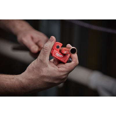 Труборез для медных труб Milwaukee Mini 3-22 мм 48229258