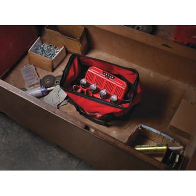 Зарядное устройство Milwaukee M12 C4 Li-Ion 12 В 4932430554