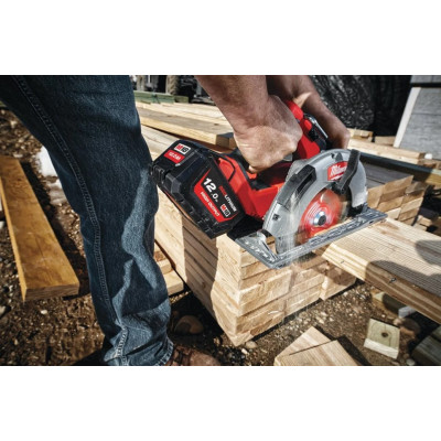Аккумулятор Milwaukee High Output Li-Ion 18 В 12 Ач M18 HB12 4932464260