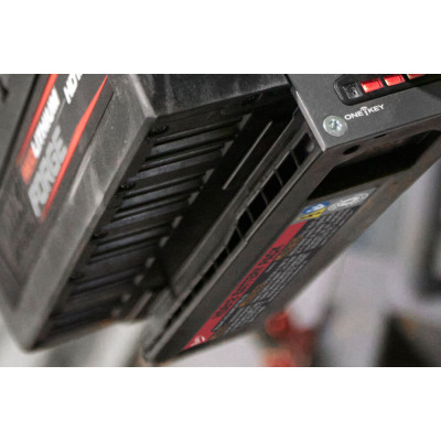 Акумулятор Milwaukee MX Fuel Forge Li-Ion MXF 12 Аг HD812 4932492128