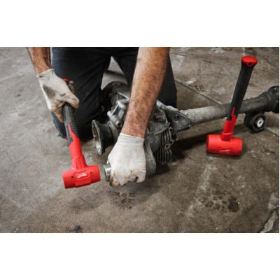 Молоток безынерционный Milwaukee 790 г 4932492350