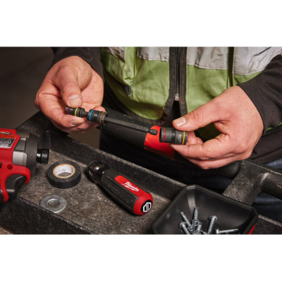 Викрутка магнітна з торцевими насадками Milwaukee 6-в-1 ShW Impact Multi-Nut Driver 4932498179