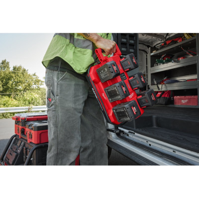 Зарядний пристрій Milwaukee Packout Li-Ion 18 В M18 MPC6 4932498551