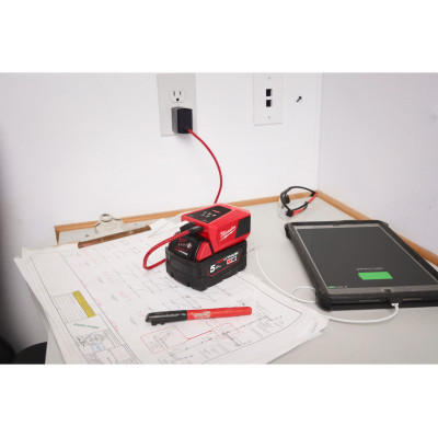 Зарядное устройство-адаптер USB Milwaukee Li-Ion 18 В M18 TC 4932499165