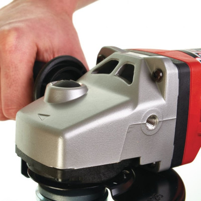 Угловая шлифмашина Milwaukee AGS 15-125 C 4933407480