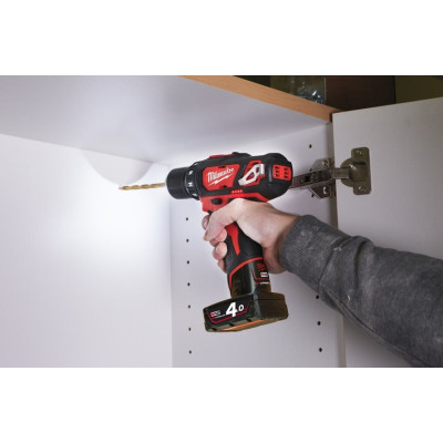 Дрель-шуруповёрт аккумуляторная Milwaukee M12 BDD-0 4933441930 без АКБ