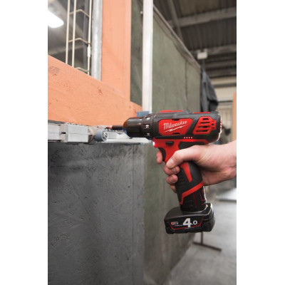 Дрель-шуруповёрт аккумуляторная Milwaukee M12 BDD-0 4933441930 без АКБ