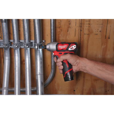 Гвинтоверт акумуляторний ударний Milwaukee M12 BID-202C 4933441960