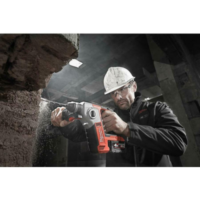 Перфоратор акумуляторний Milwaukee M18 BH-402C 4933443330