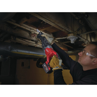 Сабельная пила аккумуляторная Milwaukee M18 BSX-402C 4933447285