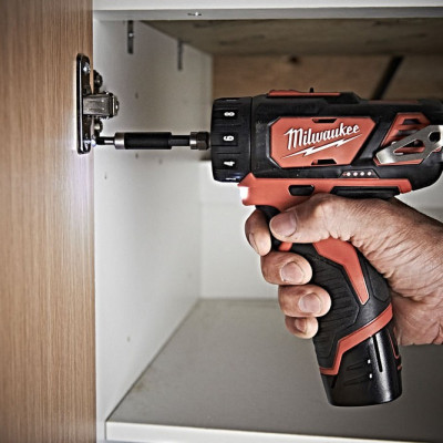 Дриль-шуруповерт акумуляторний зі змінними насадками Milwaukee M12 BDDXKIT-202C 4933447836