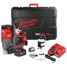 Акумуляторний дриль на магнітній станині Milwaukee M18 FMDP-502C 4933451012