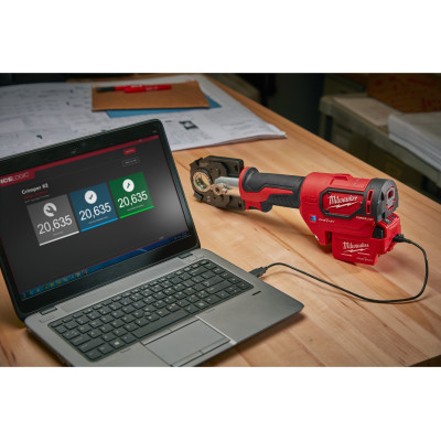 Аккумуляторный гидравлический инструмент для обжима кабеля Milwaukee Force Logic M18 HCCT-201C 4933451194