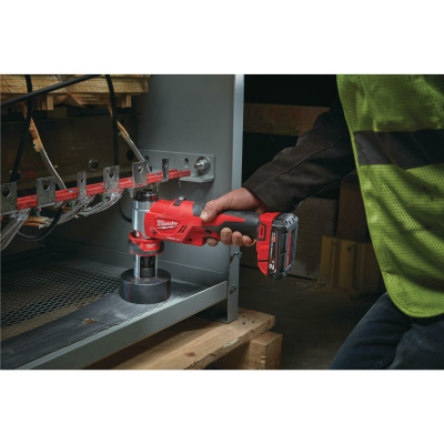 Гидравлический пробойник для отверстий Milwaukee M18 HKP-201C 4933451202