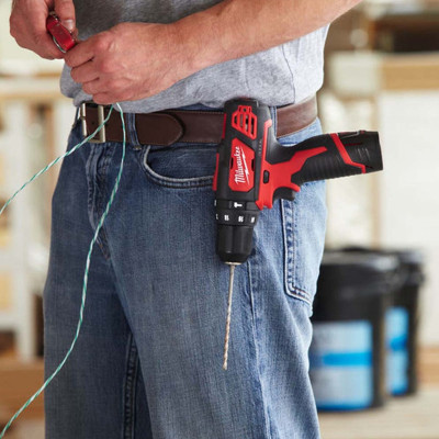 Дрель-шуруповёрт аккумуляторная Milwaukee M12 BDD-152С 4933451460