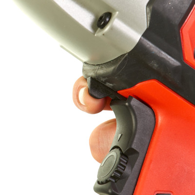 Гайковерт ударний Milwaukee IPWE 400 R 4933451524